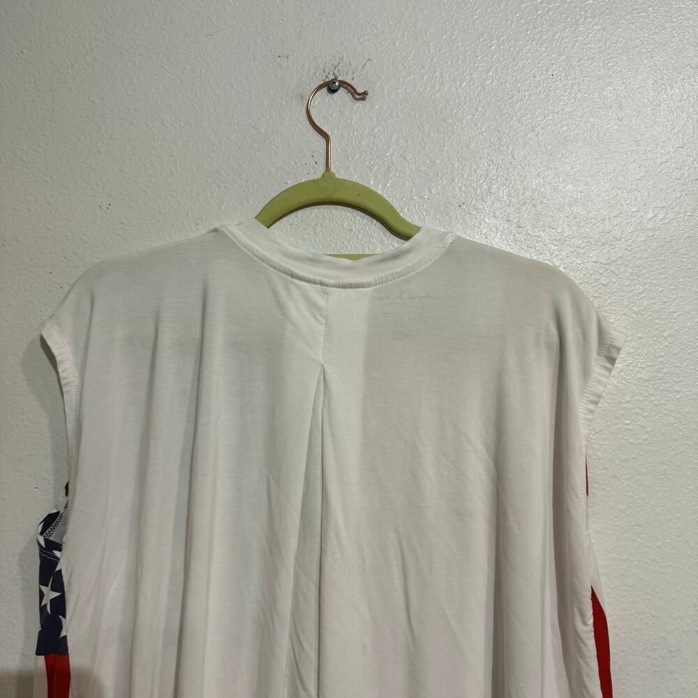 Anna & Ava American Flag Sleeveless Tunic Top One Size - Picture 6 of 8